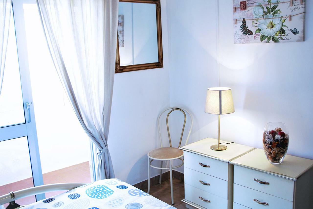 Ferienwohnung Apartamento T1, 50 Metros Da Praia Quarteira Exterior foto